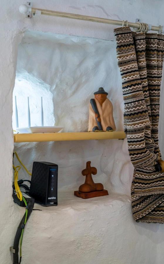 Villa Silence's Cave à Artenara Extérieur photo