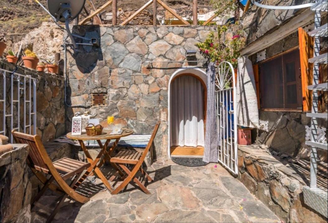 Villa Silence's Cave à Artenara Extérieur photo